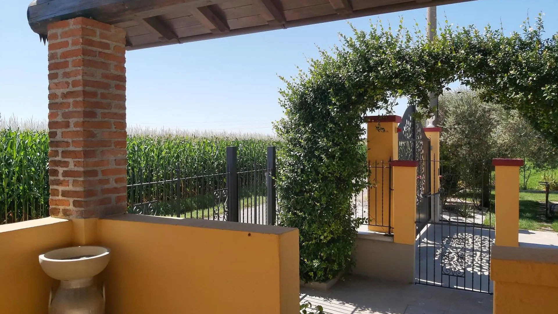 Bed and Breakfast Cascina Olmetto Di Sotto Ghedi Италия