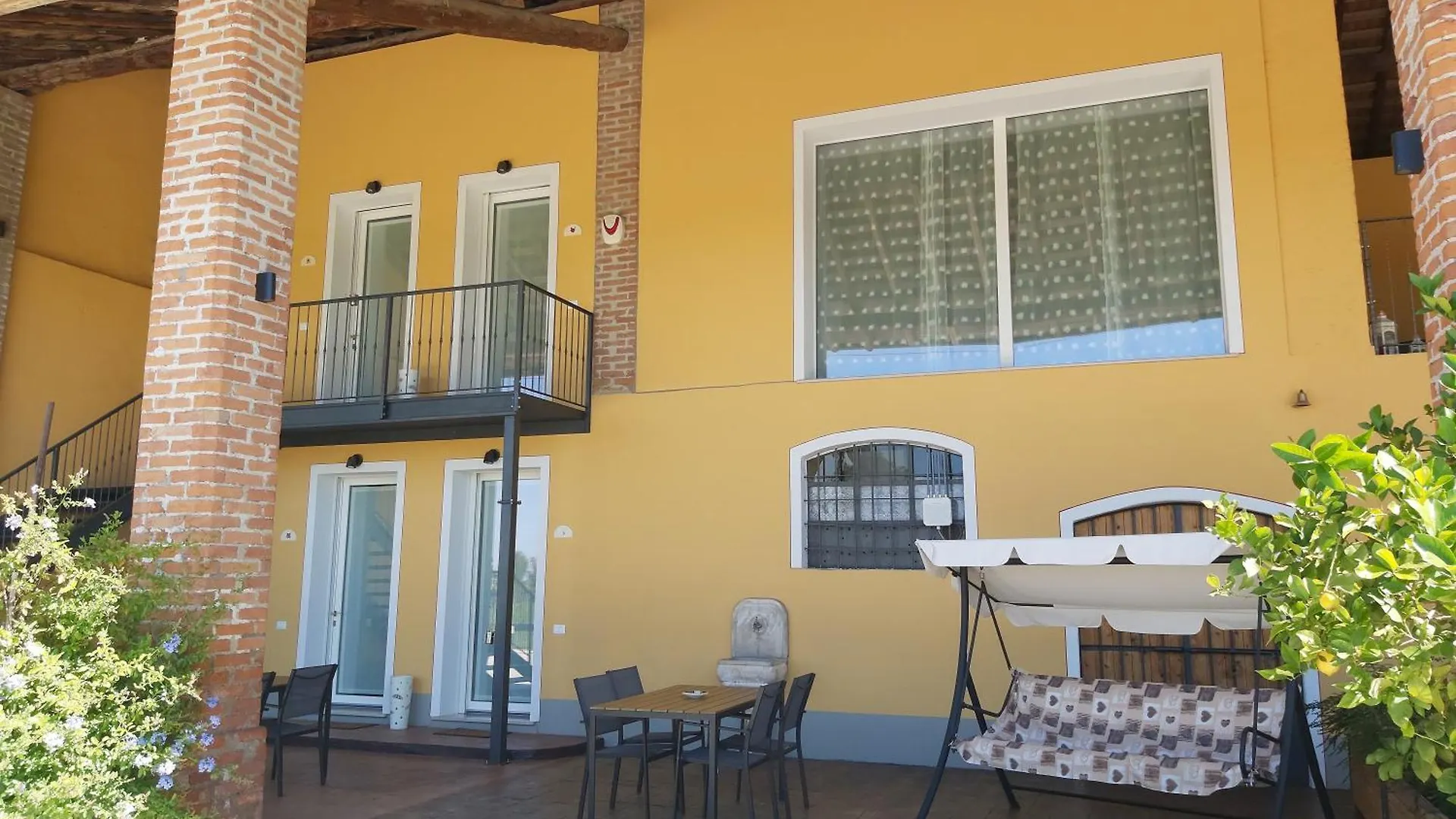 Bed and Breakfast Cascina Olmetto Di Sotto Ghedi Отель типа 